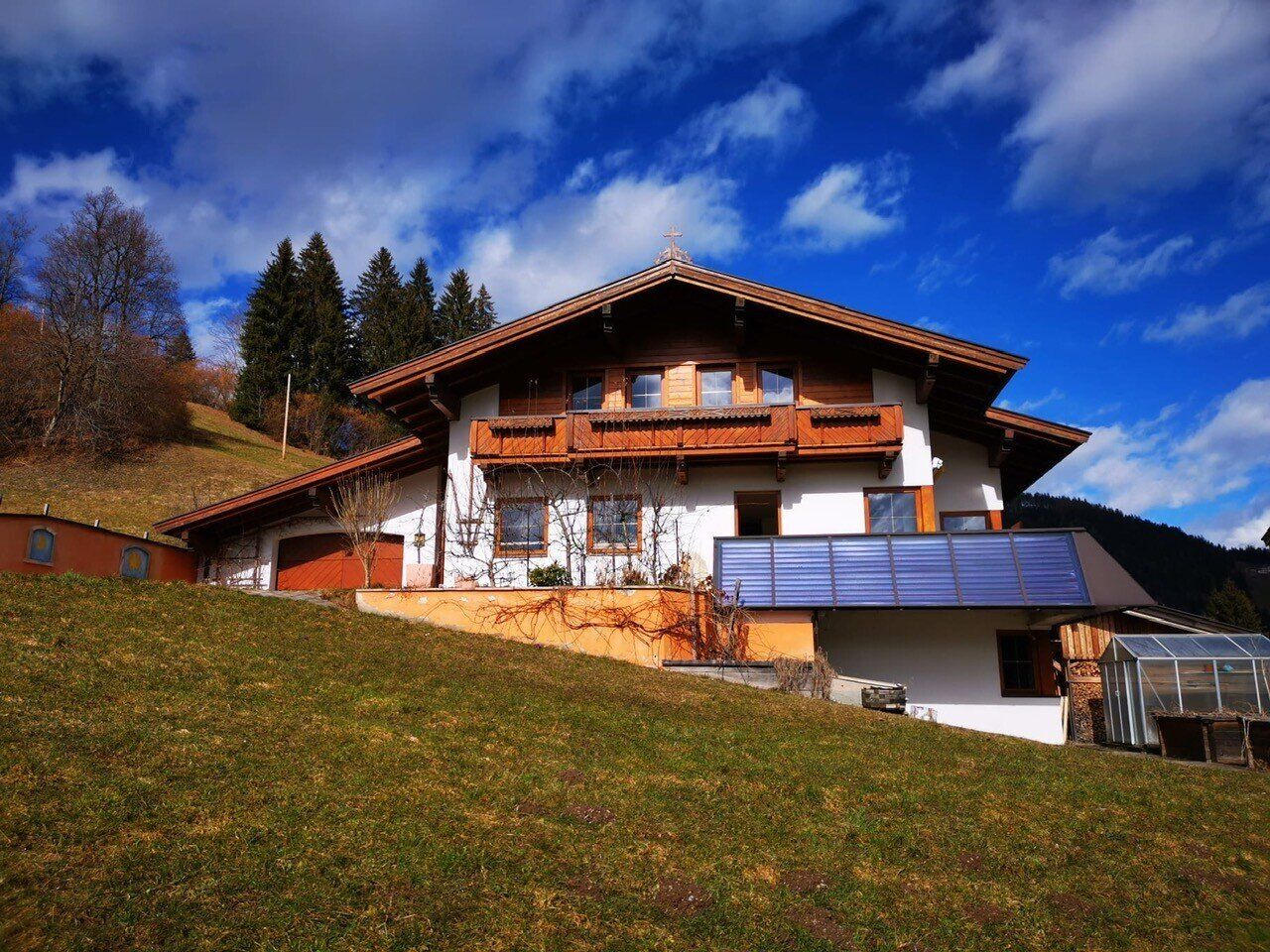 Einmalige Gelegenheit in der Wildschönau - Einfamilienhaus in Bestlage mit Einliegerwohnung u. Freizeitwohnsitzwidmung