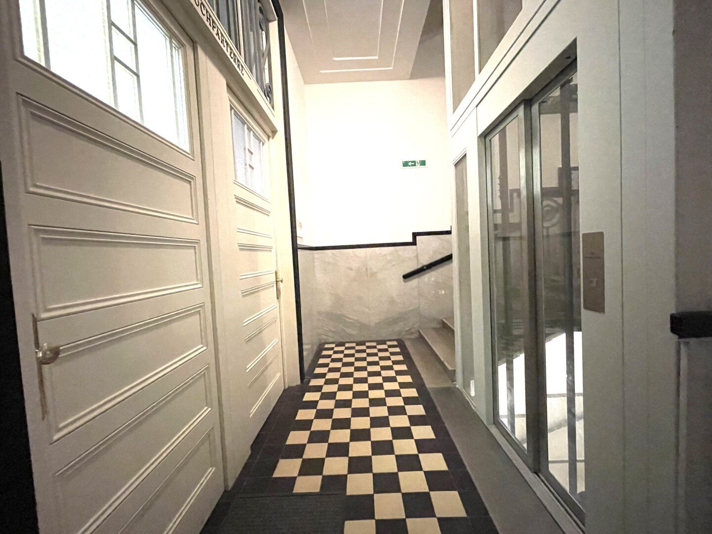 Büro mit Altbau-Flair, Nähe Belvedere zu mieten! - Ansicht 3