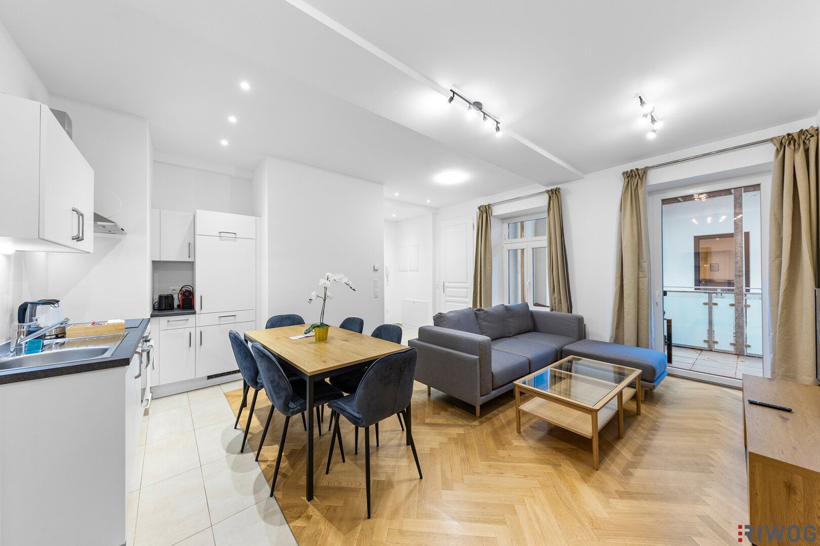 Sanierte ALTBAU-BALKONWOHNUNG in RUHELAGE | SÜDSEITIG & HELL | Ca. 2 Min. zur U4 SCHÖNBRUNN | Ca. 15 Min. in den 1. Bezirk