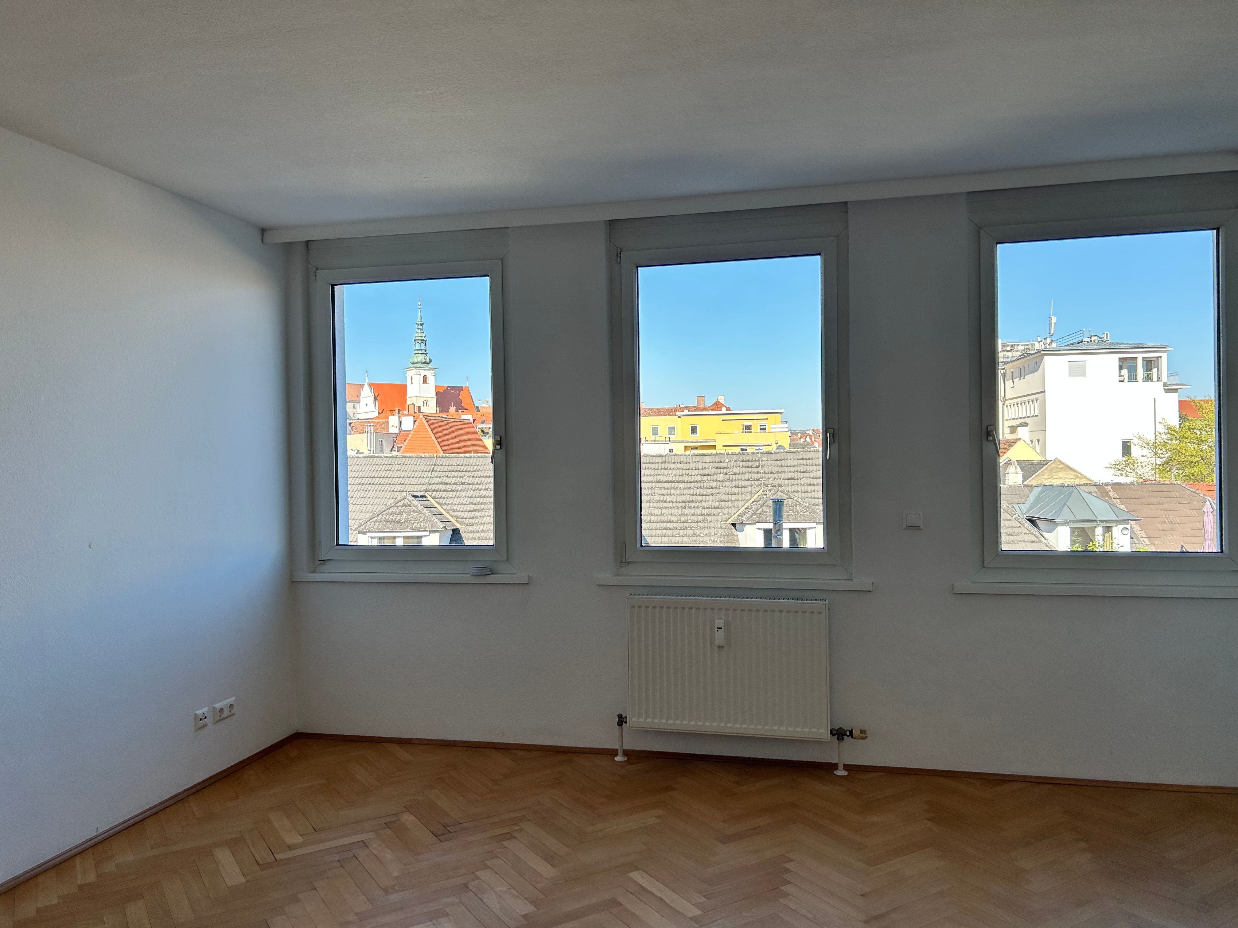 EXKLUSIVES WOHNEN IN KREMSER ALTSTADT | 2-ZIMMER WOHNUNG | LOGGIA | SOFORT BEZIEHBAR | PRIVATVERKAUF