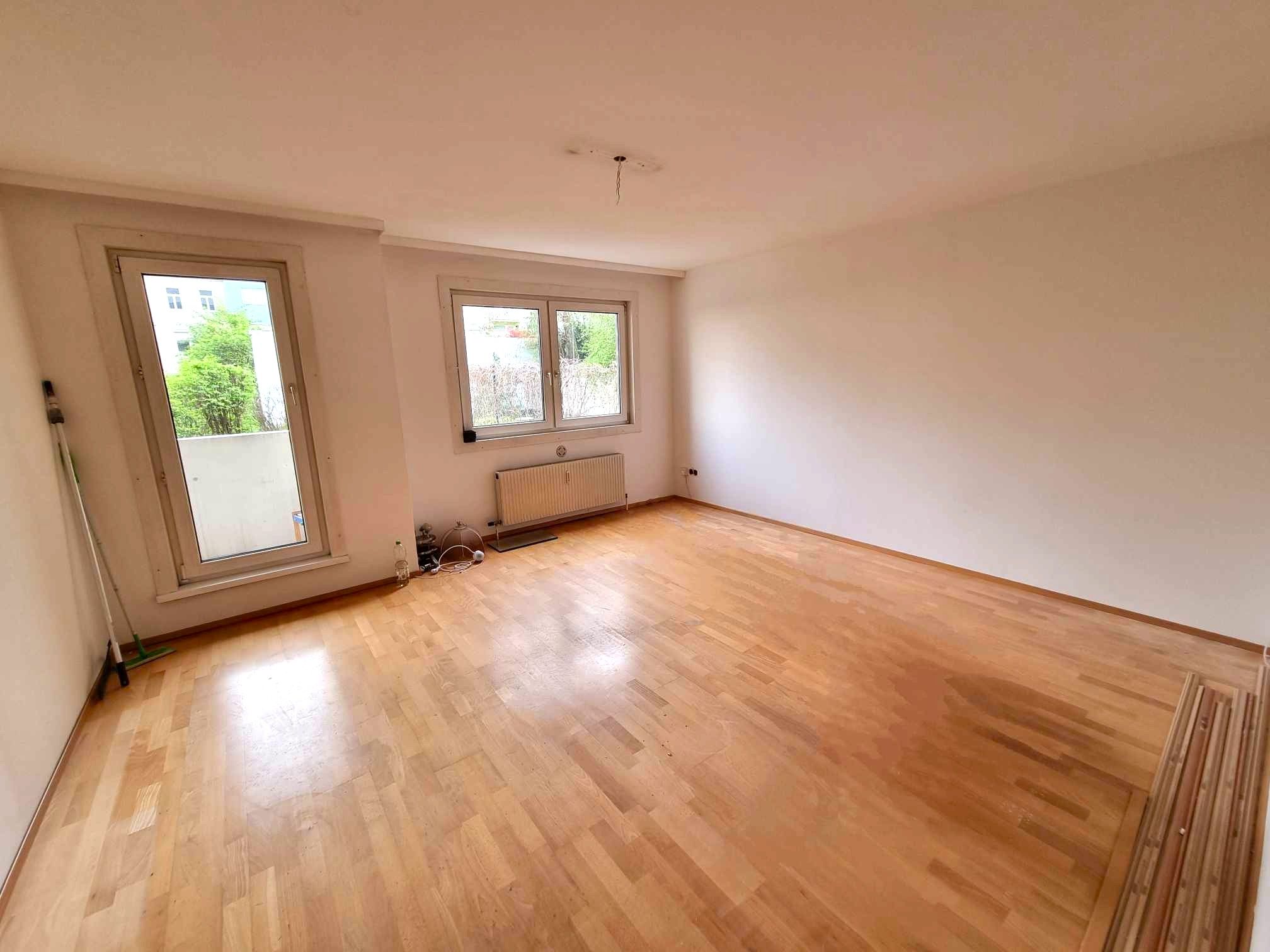 Schöne 3-Zimmer-Wohnung mit Loggia & Parkplatz