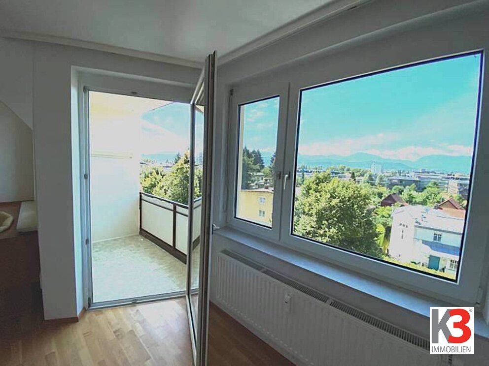 K3 - WUNDERSCHÖNE TOP SANIERTE EIGENTUMSWOHNUNG, Bestlage Spitalberg, neuwertig, Südbalkon mit wunderbarem Ausblick auf Klagenfurt und die Karawanken.