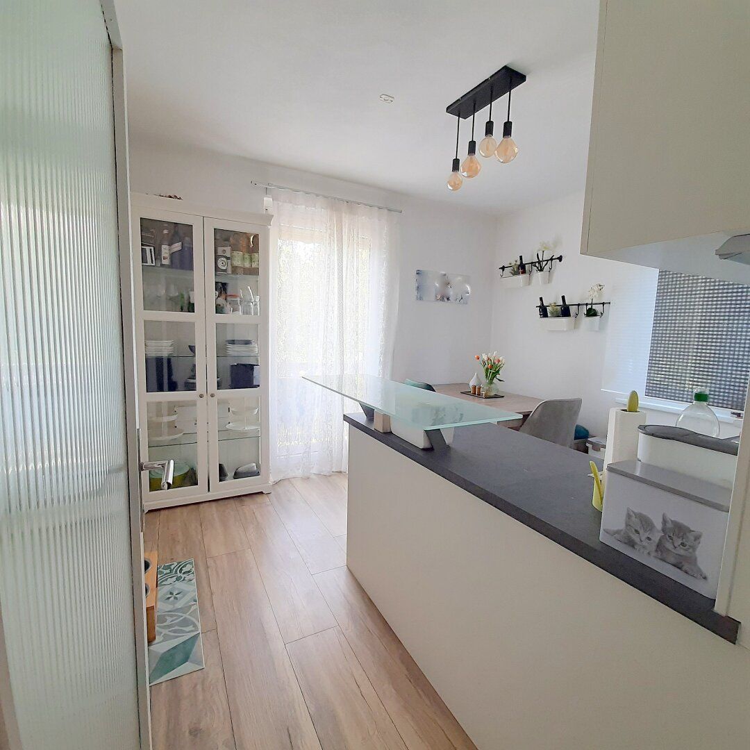 Wunderschöne, gut gelegene Wohnung sucht neuen Besitzer! Nur 10 Gehminuten vom LKH entfernt!