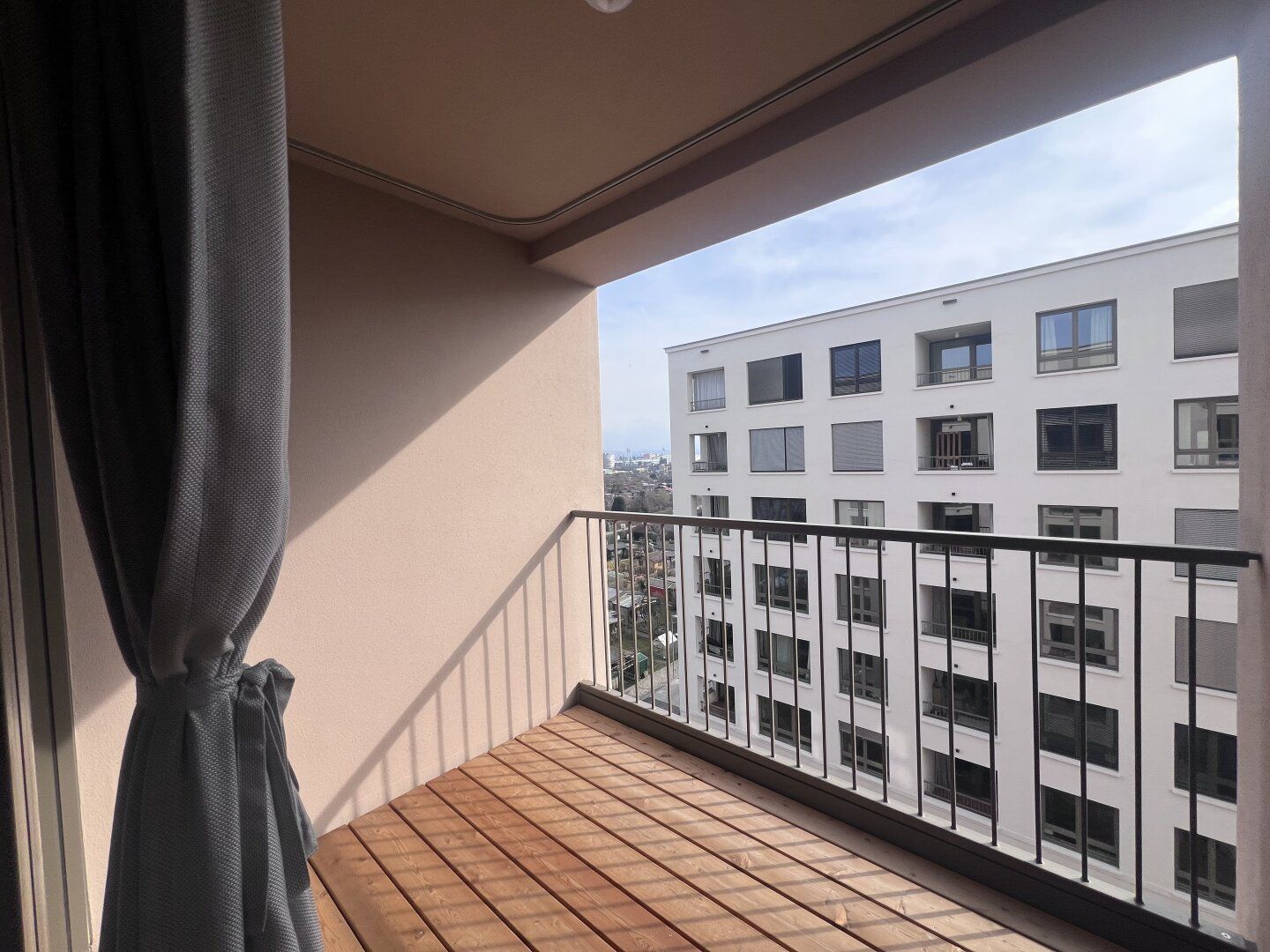 Top ausgestattete 3-Zimmer-Wohnung mit Fußbodenheizung & Balkon!