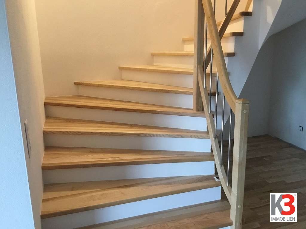 K3 - LEISTBARER LUXUS. Traumhaftes Einfamilienhaus im Erstbezug. Hochwertige und elegante Ausführung. Doppelhausanlage. Unverbaubarer Fernblick.
