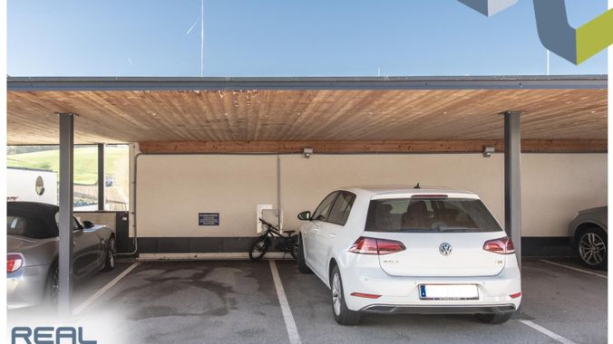 Carport mit Starkstromanschluss für E-Auto