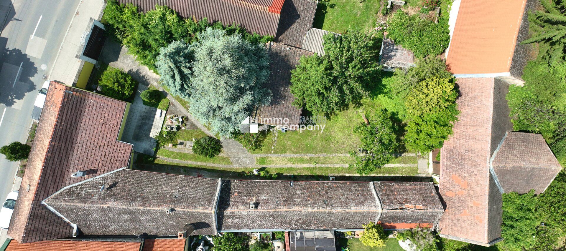 Sanierungsbedürftiges Haus mit Stadl und großen Grund zu verkaufen!