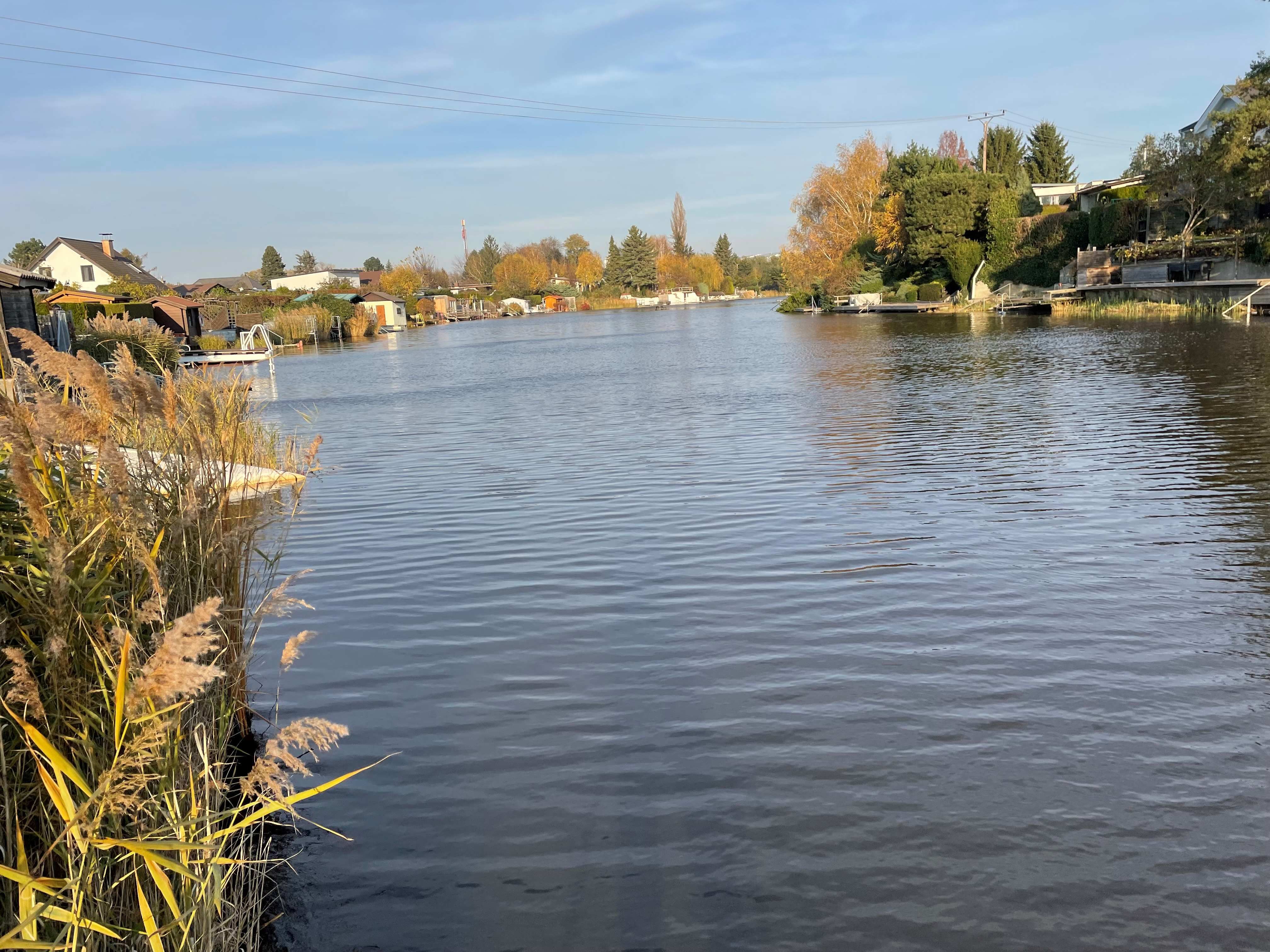 Haus direkt am See zu verkaufen