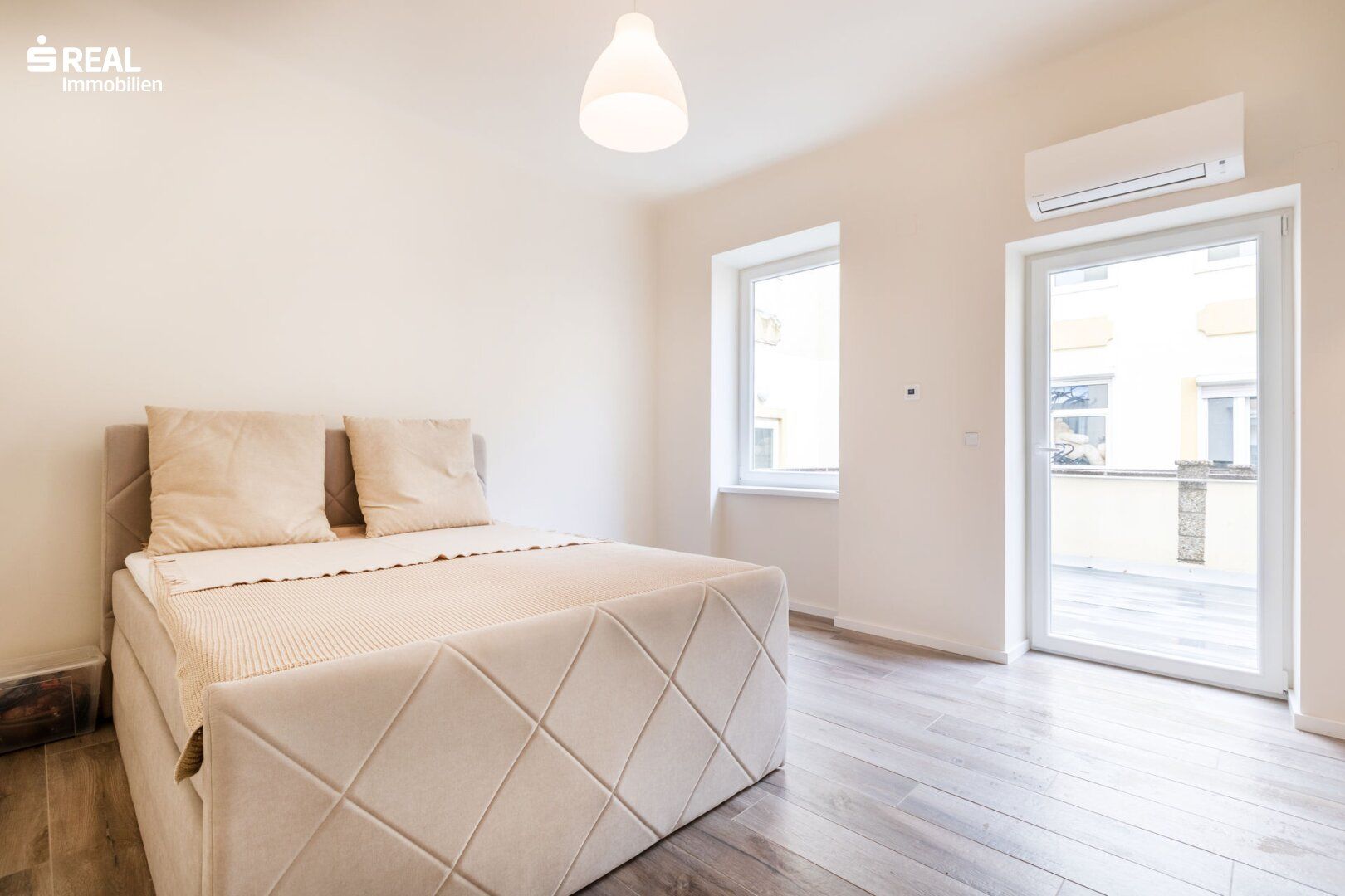 Starteigentum, schöne Altbauwohnung mit Terrasse
