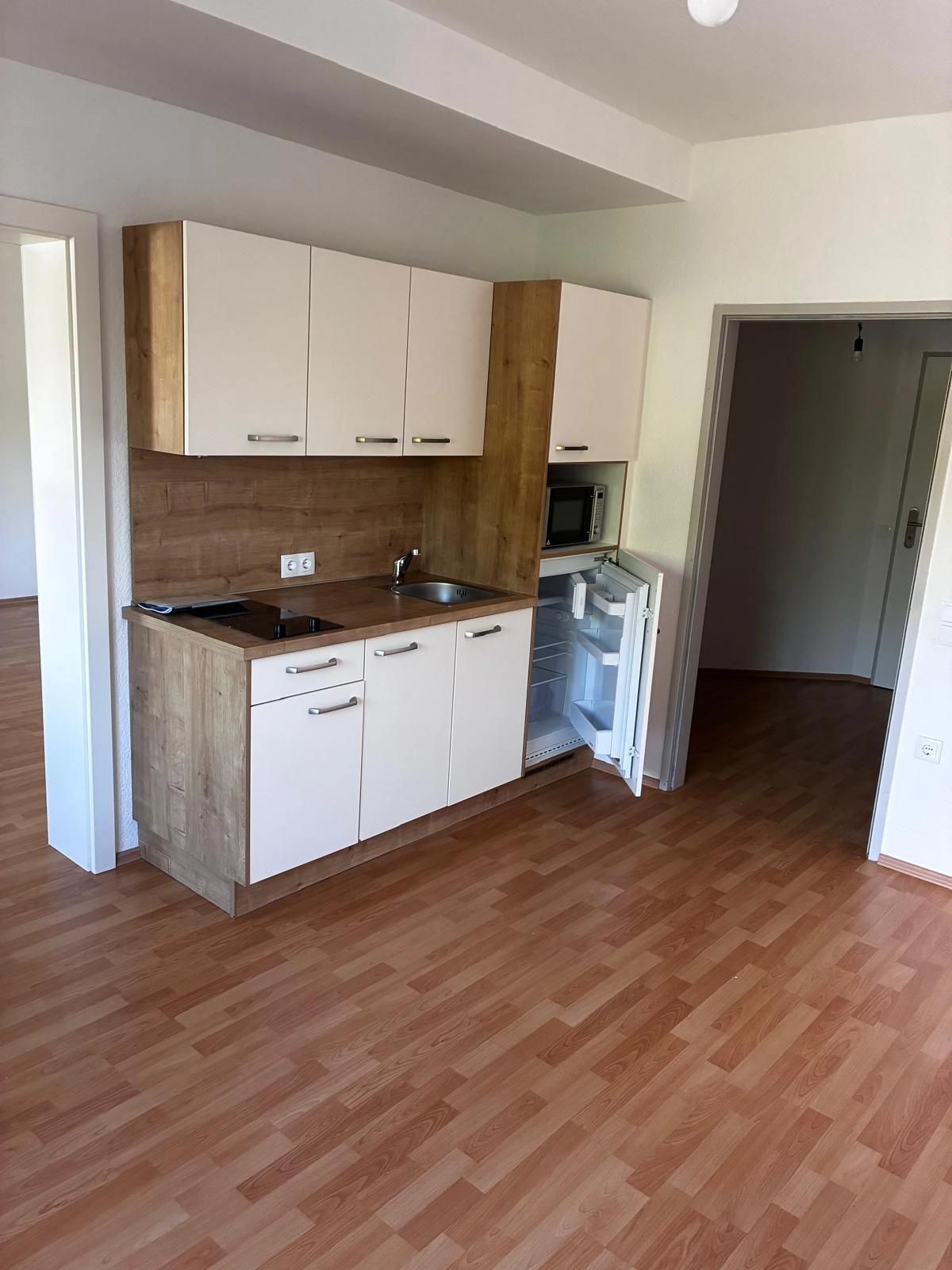 Charmante 2-Zimmer-Wohnung in Burgau - Ideal für Singles und Paare (Provisionsfrei)