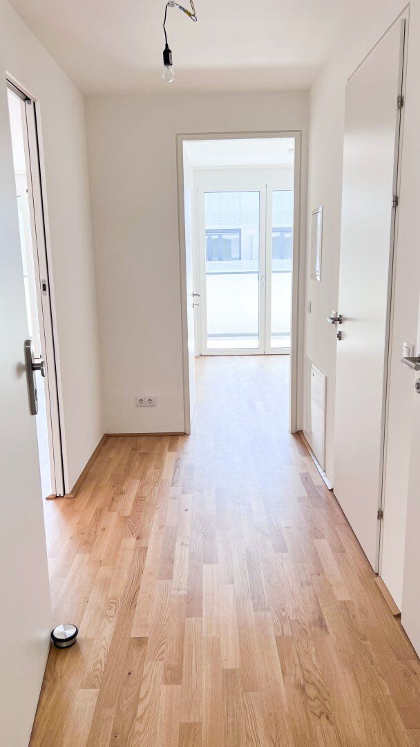PROVISIONSFREIE 2-ZIMMER-WOHNUNG MIT HERRLICHEM BALKON UND WEITBLICK