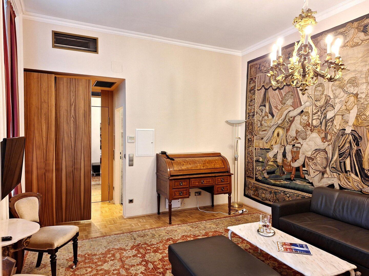 CITY - Apartments - Living / Apartment 201