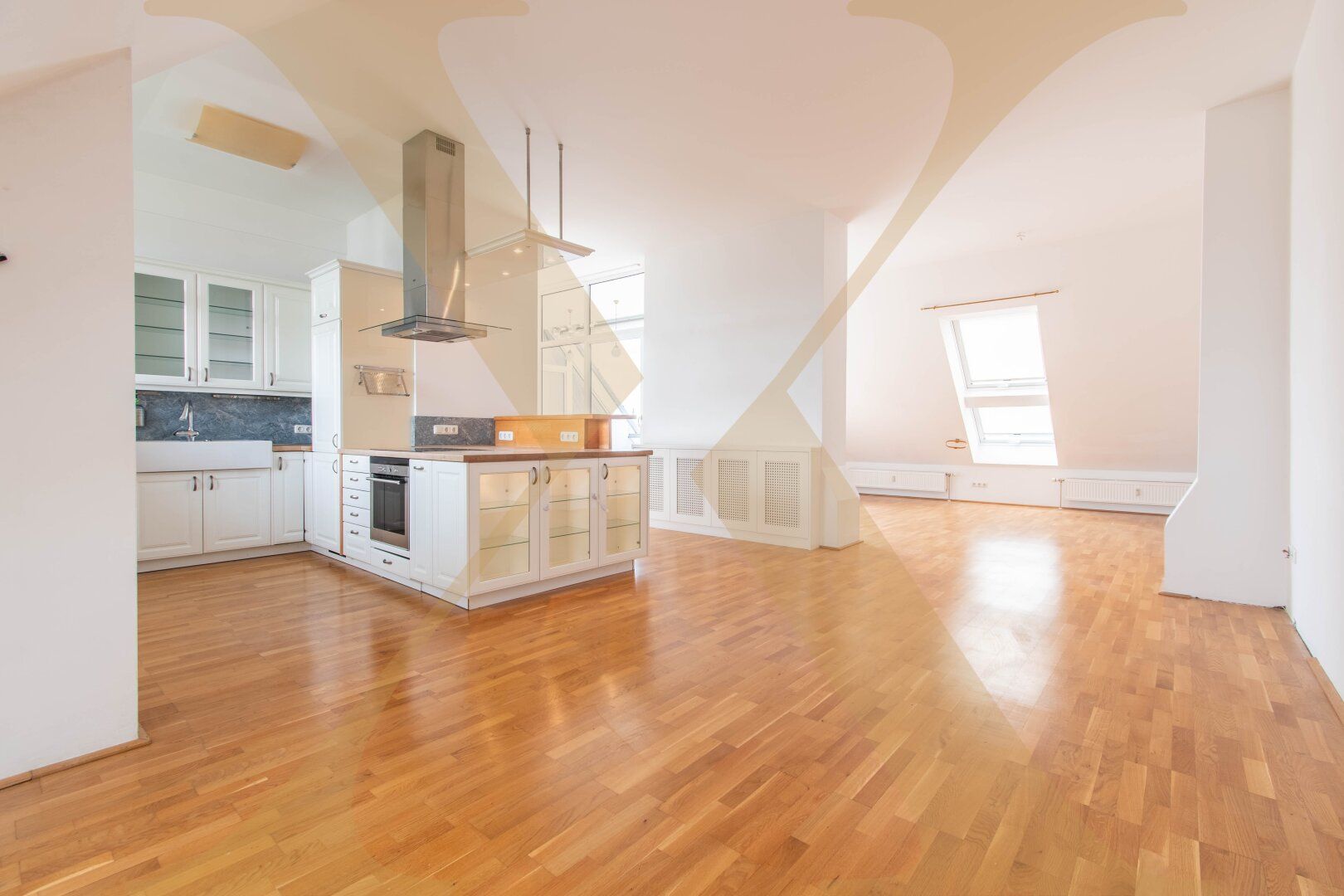 Traumhafte Penthouse-Wohnung nahe Lentia City mit riesiger Dachterrasse und 2x kl.Terrassen zu vermieten!