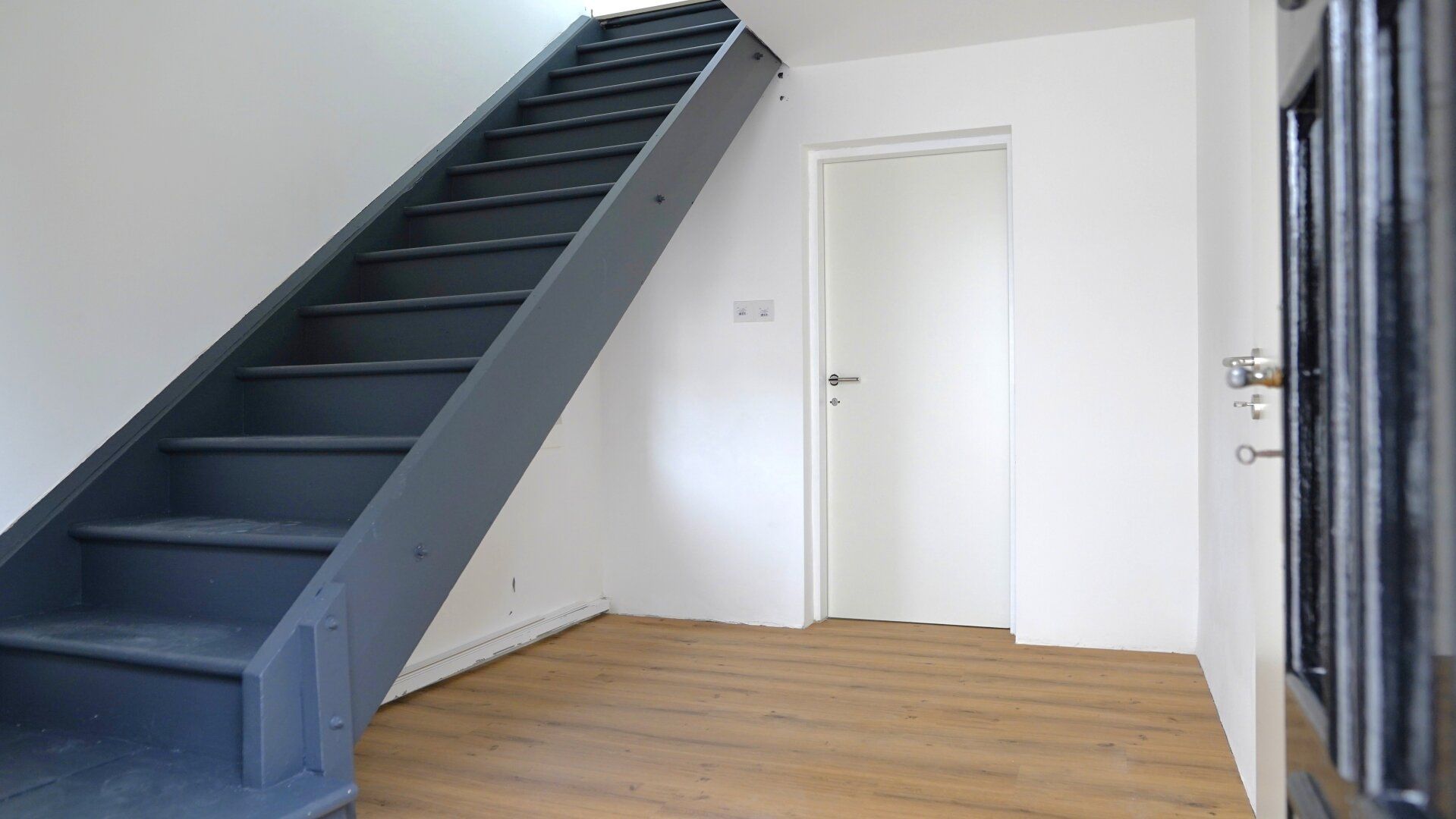 Kleines renoviertes Haus mit Garten zu kaufen