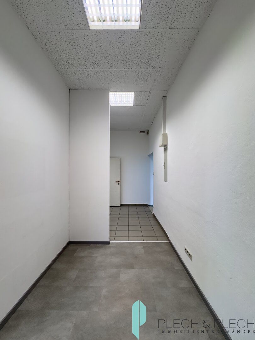Gewerbefläche / Lager / Büro in HISTORISCHER FABRIK - Mehr