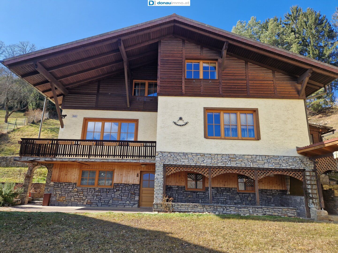 Ein- Zweifamilienhaus in Traumlage