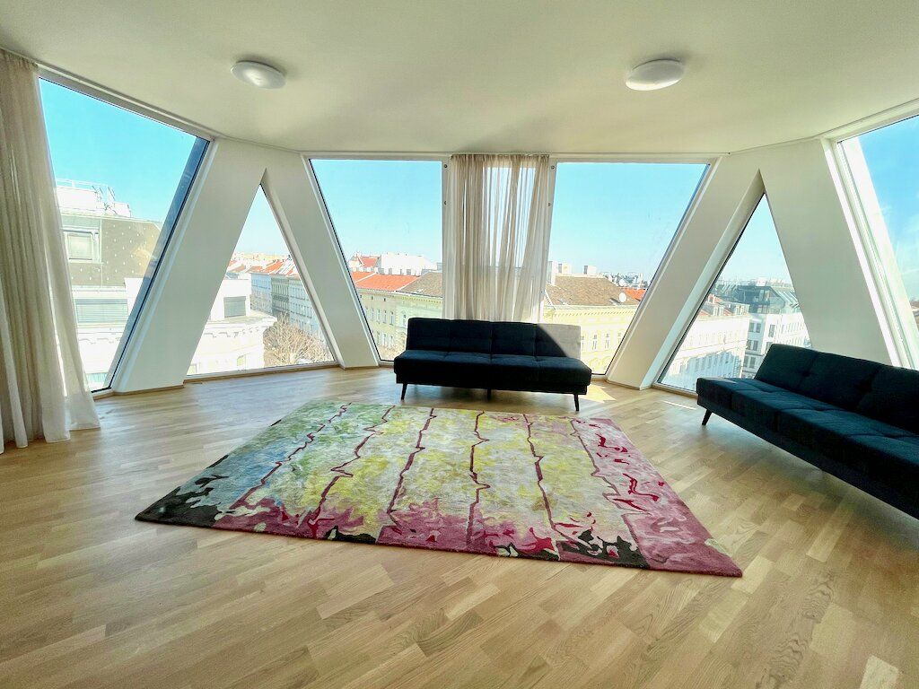 Dachterrassenapartment in einem repräsentativen Gründerzeithaus!