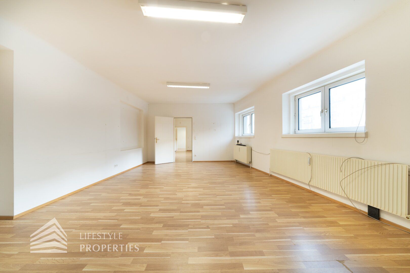 Außergewöhnliches 2-Zimmer Büro/Praxis, Nähe Landstraße - Ansicht 2