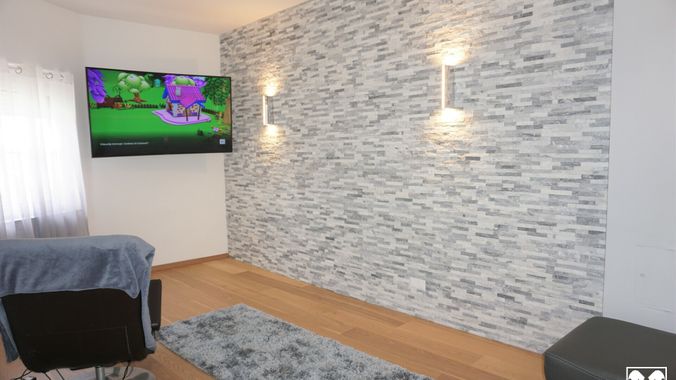 Wohnzimmerwand
