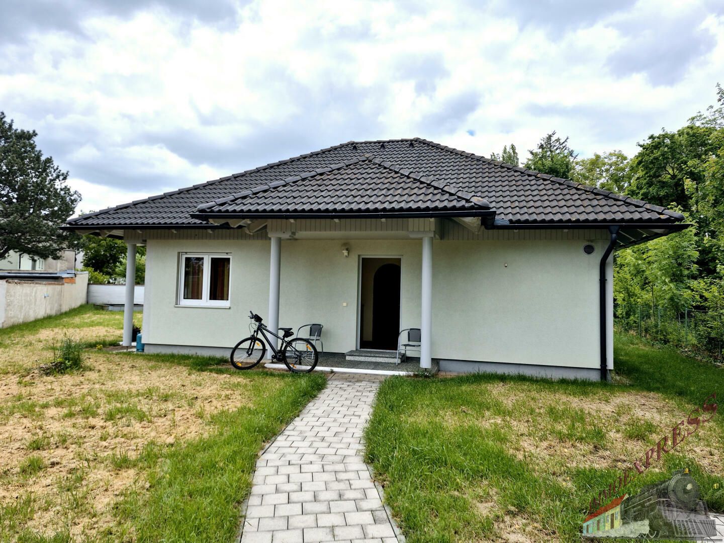 Bungalow in ruhiger Siedlung