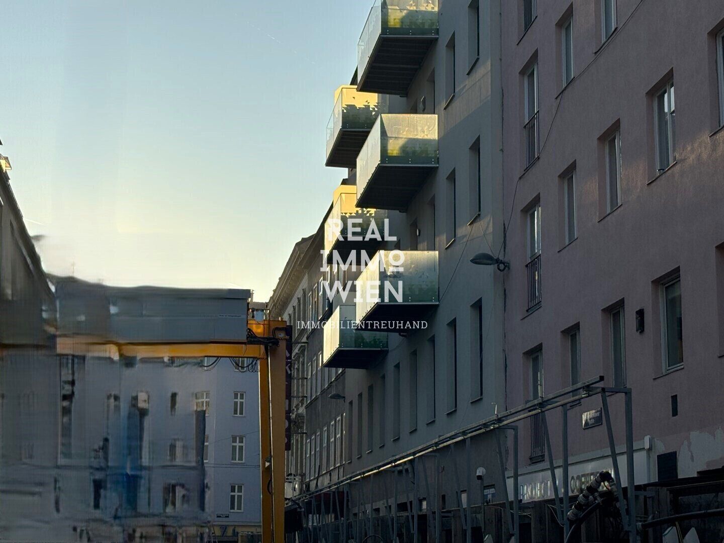 Traumhafte Erstbezug-Wohnung in 1050 Wien: Direkt an der U5