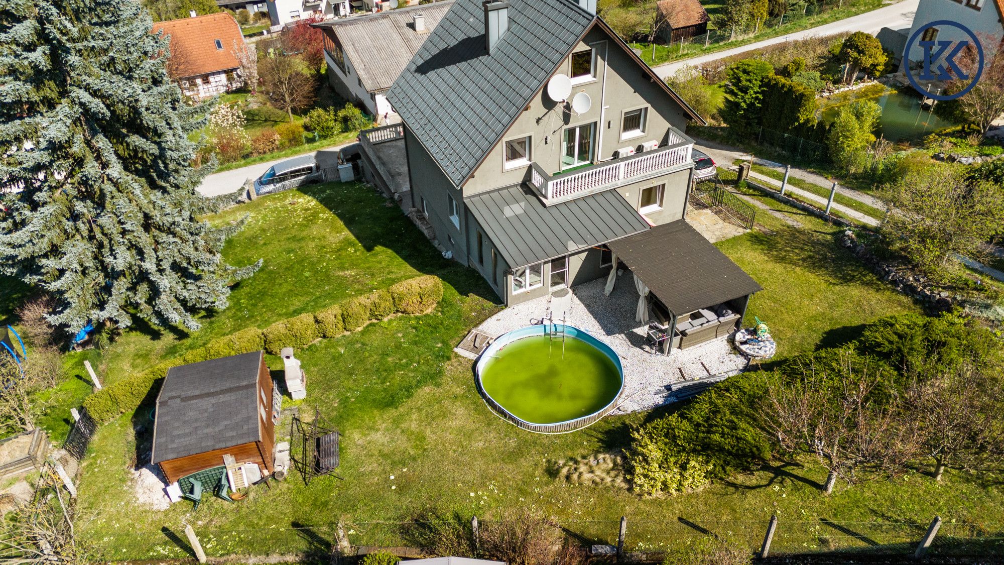 Vielseitiges Wohnhaus mit Garten, Pool & Ausblick - Ruhelage in Eichgraben