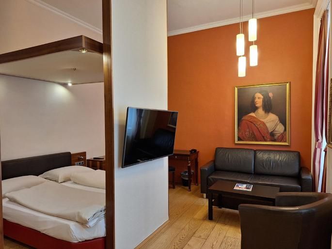 CITY - Apartments - Living / Apartment 308