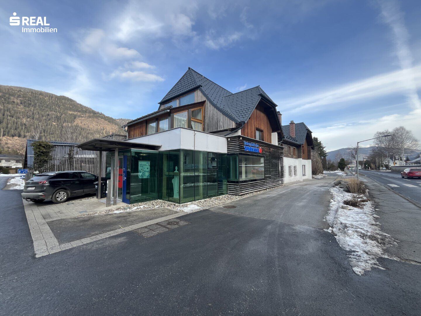 Barrierefreie Räume in gut sichtbarer Lage zu gutem Preis