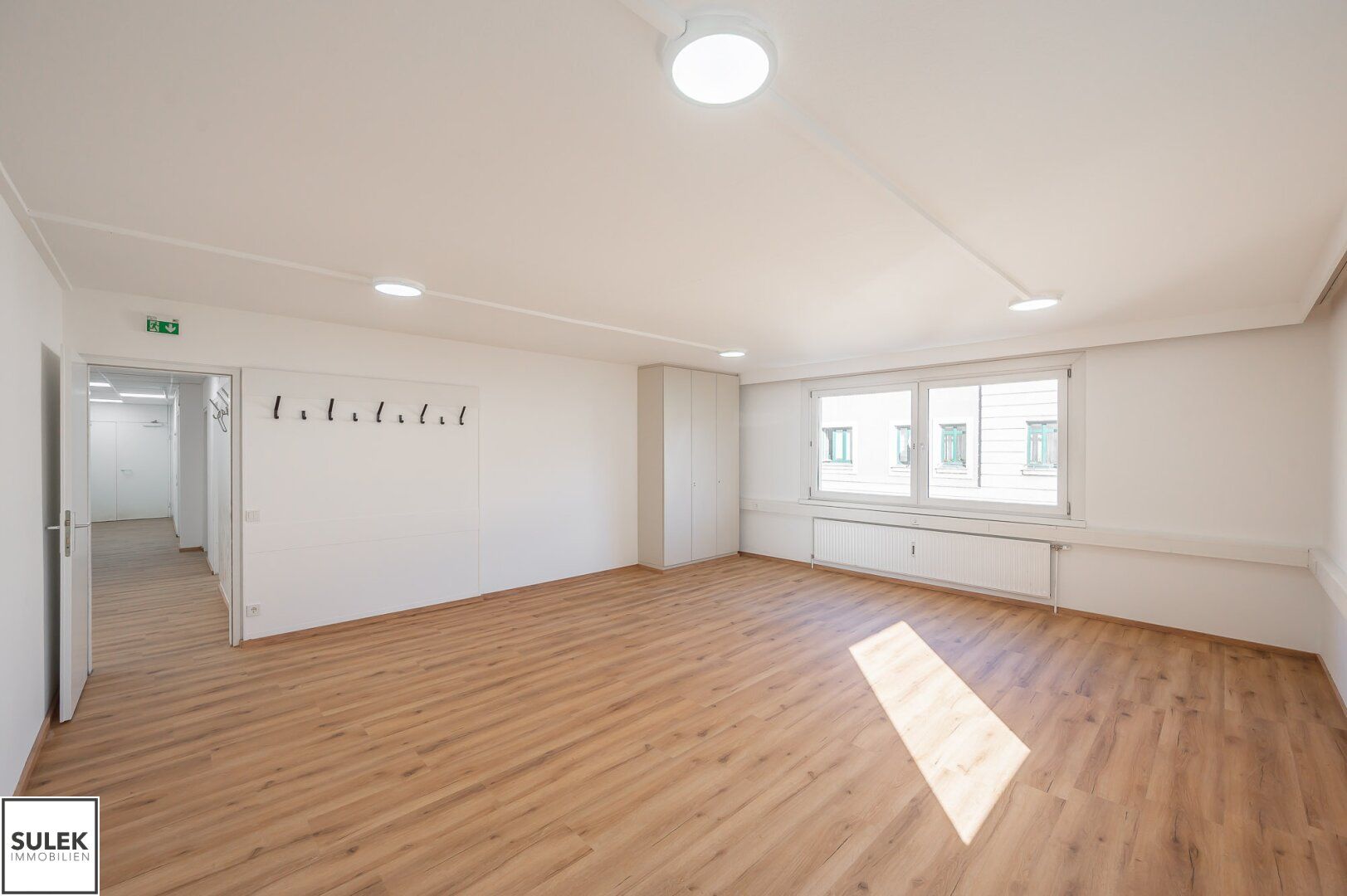 Saniertes & voll klimatisiertes Büro / Praxis (126-151m²) im 2. Liftstock in der Plunkergasse | Provisionsfrei!