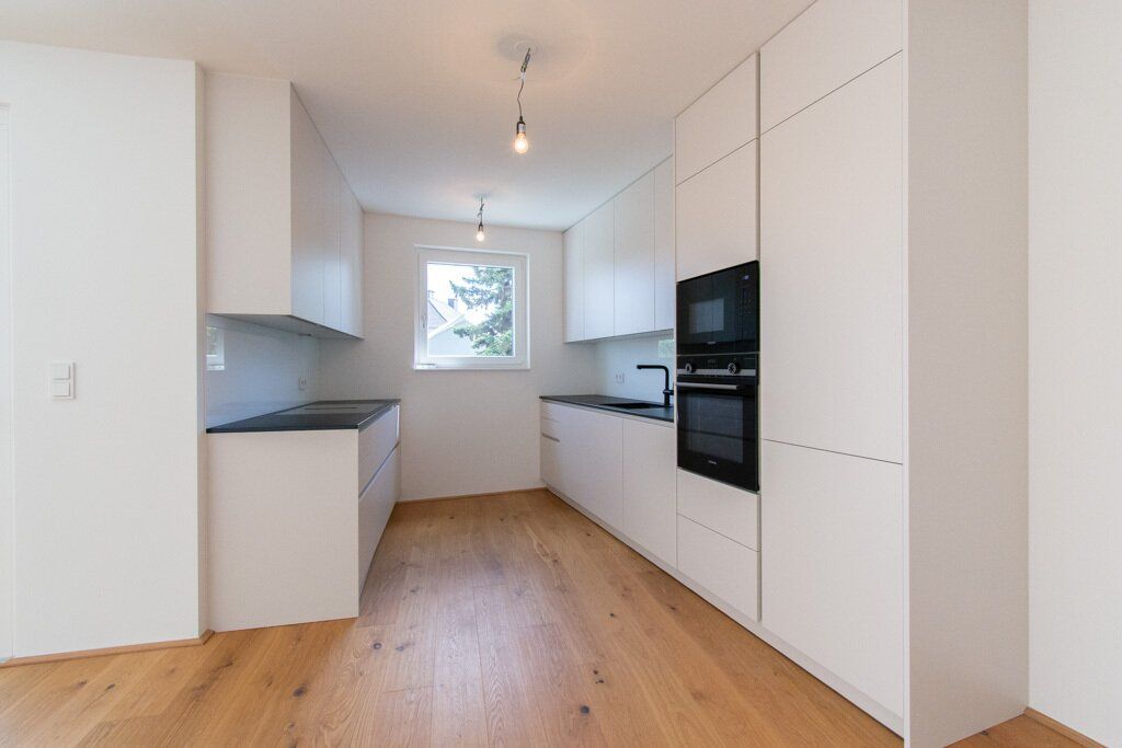 ERSTBEZUG IN DER LOBAUGASSE - 4 ZIMMER FAMILIENWOHNUNG MIT 2 BÄDERN