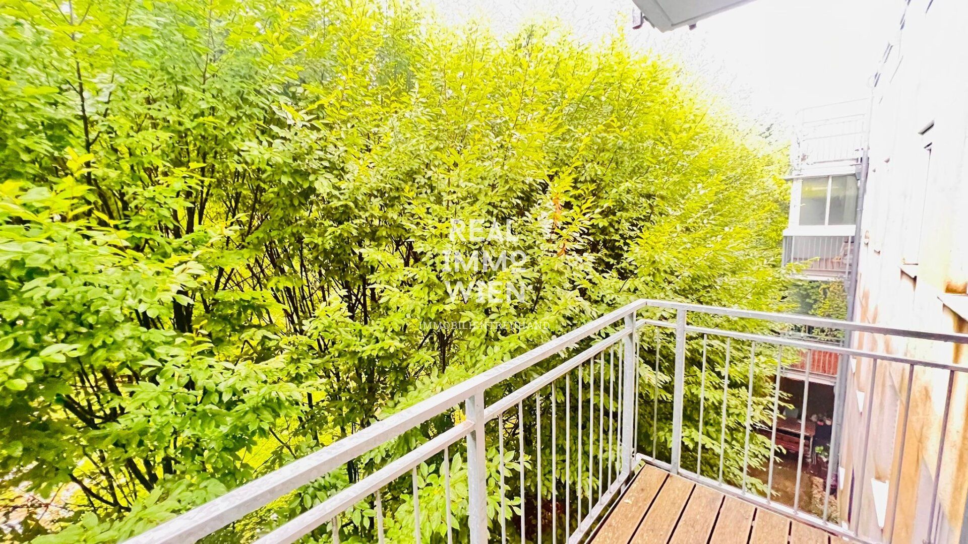 Traumhafte 2-Zimmer-Wohnung mit Balkon in 1130 Wien - Jetzt mieten!