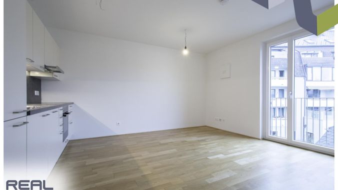 Geräumige, helle Wohnküche