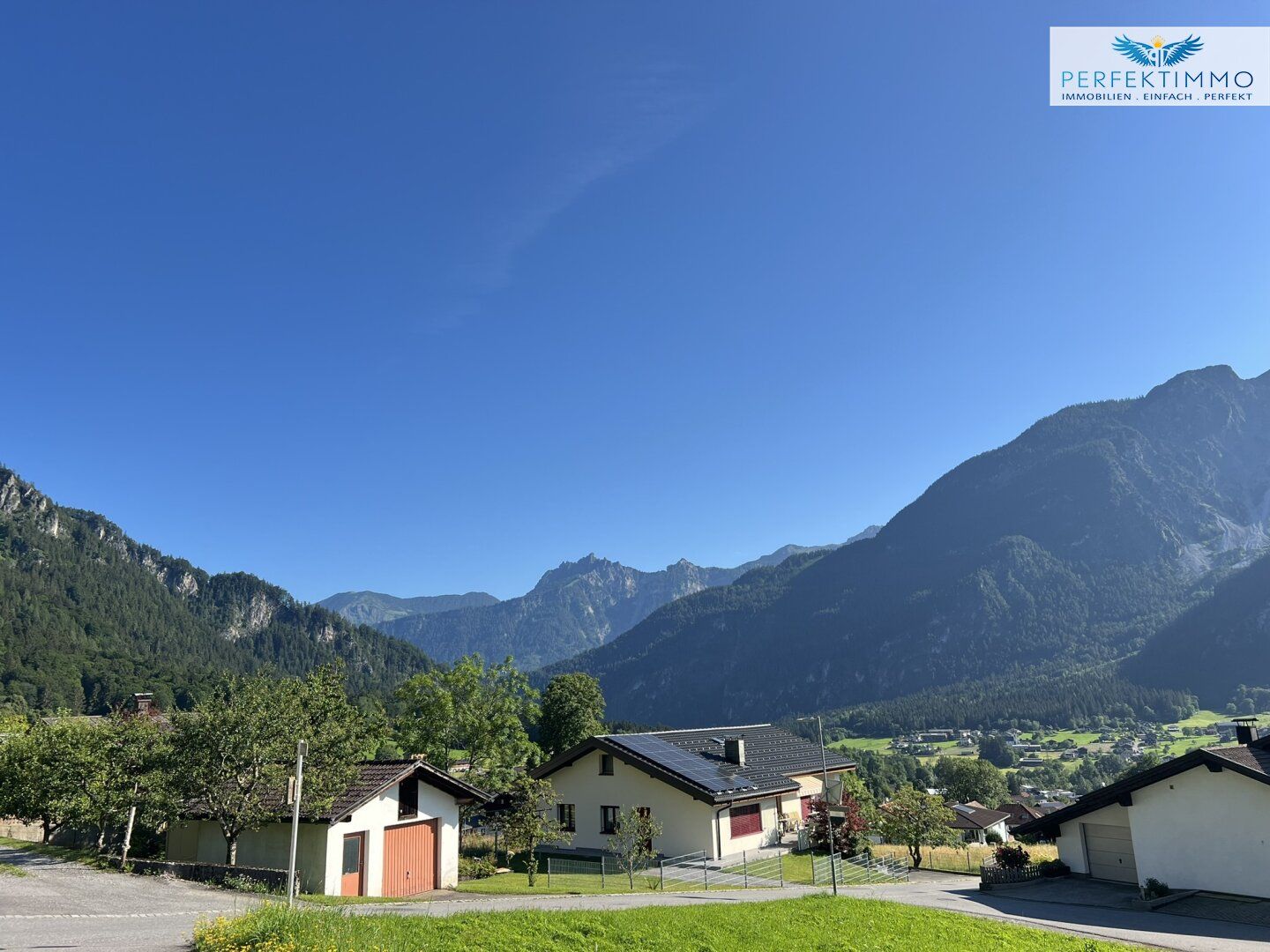 Apartmenthaus mit 6 Schlafzimmern - attraktive Anlagechance - Ansicht 2