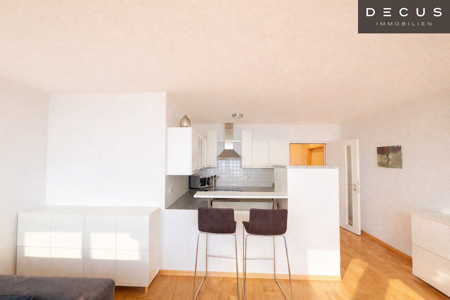 2-ZIMMER WOHNUNG | VOLL MÖBLIERT | GASOMETER | FERNBLICK | PERFEKT ANGEBUNDEN - Ansicht 5