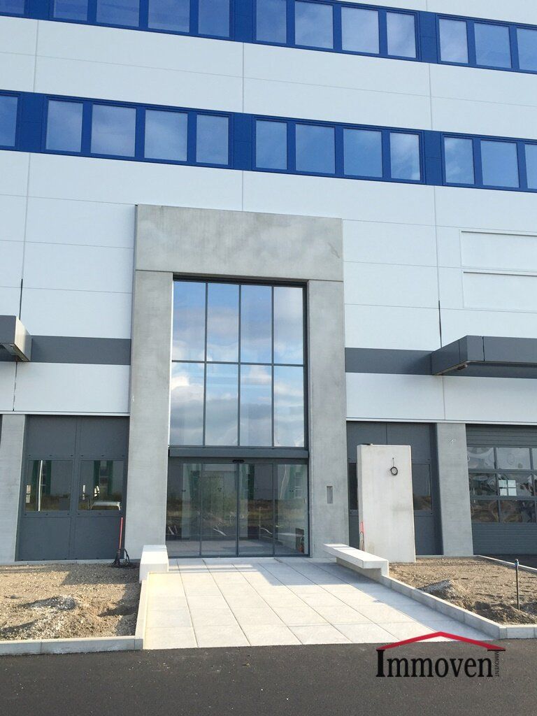 PROVISIONSFREI - Modern strukturierte, große Lagerfläche - Ansicht 3