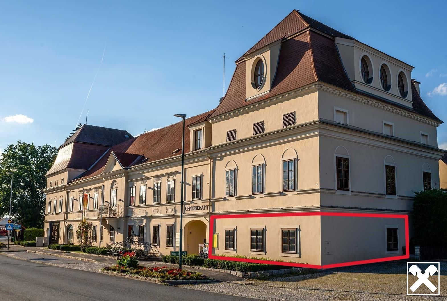 Büro/Praxis - neu saniert