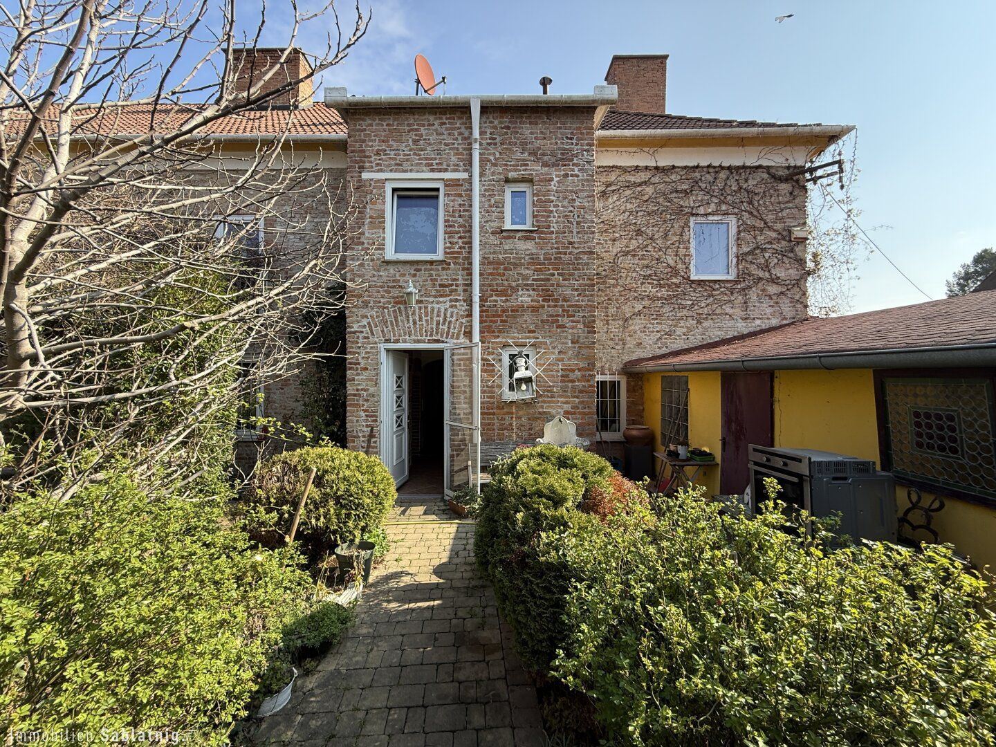 MODERNISIERTER LANDHAUSTRAUM IN EBENFURTH! 10 Zimmer, Garten, Terrasse, Swimmingpool