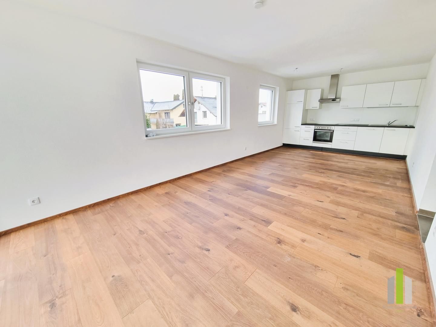 Top Lage: Charmante 2-Zi.-Wohnung mit Sonnenbalkon