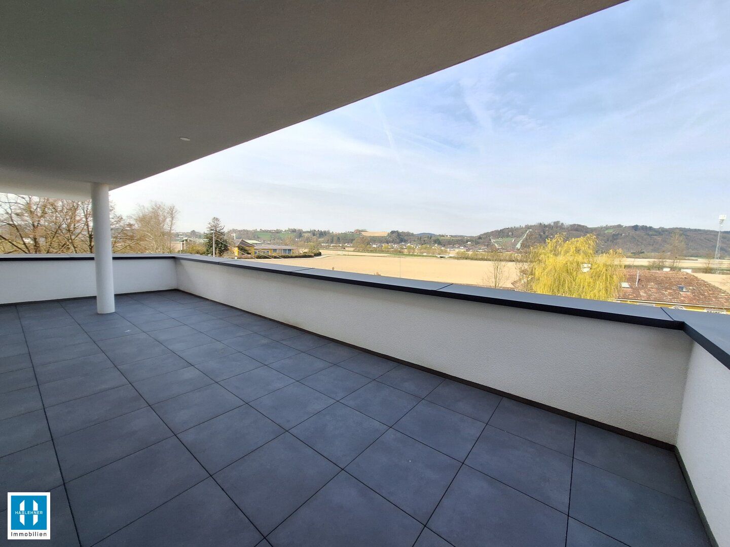 Weitblick inklusive - moderne 132,23m² Dachgeschosswohnung mit Flair - Top C18