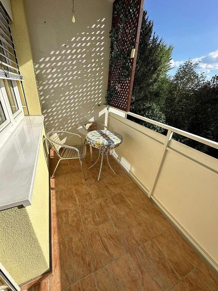 Helle Wohnung mit Balkon
