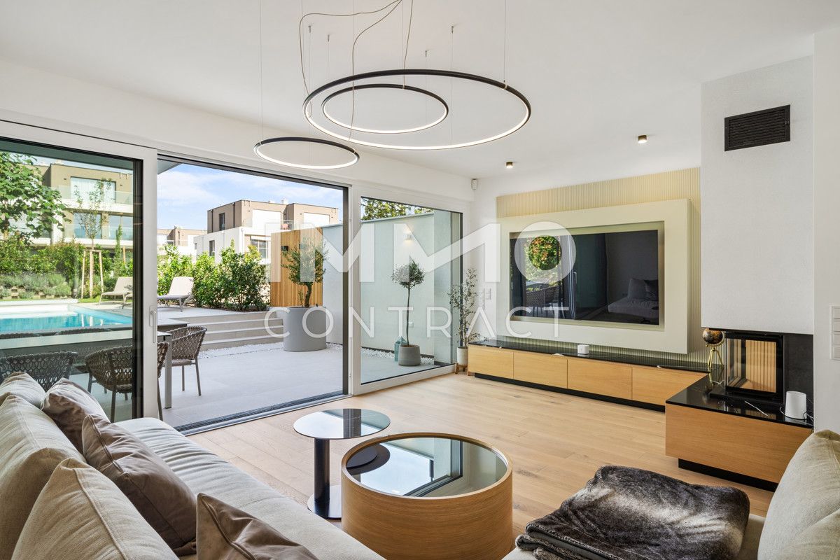 Exklusives Doppelhaus mit luxuriöser Top-Ausstattung - Ihr elegantes Traumdomizil!
