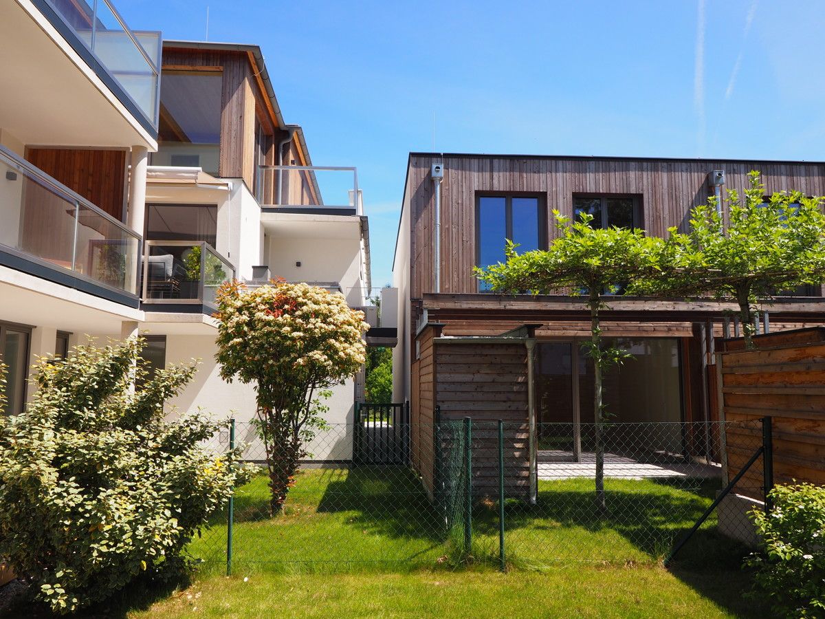 OPEN HOUSE FREITAG 14.00 - 16:00 UHR! Provisionsfrei! Harmonische Wohnqualität mit Grünblick!