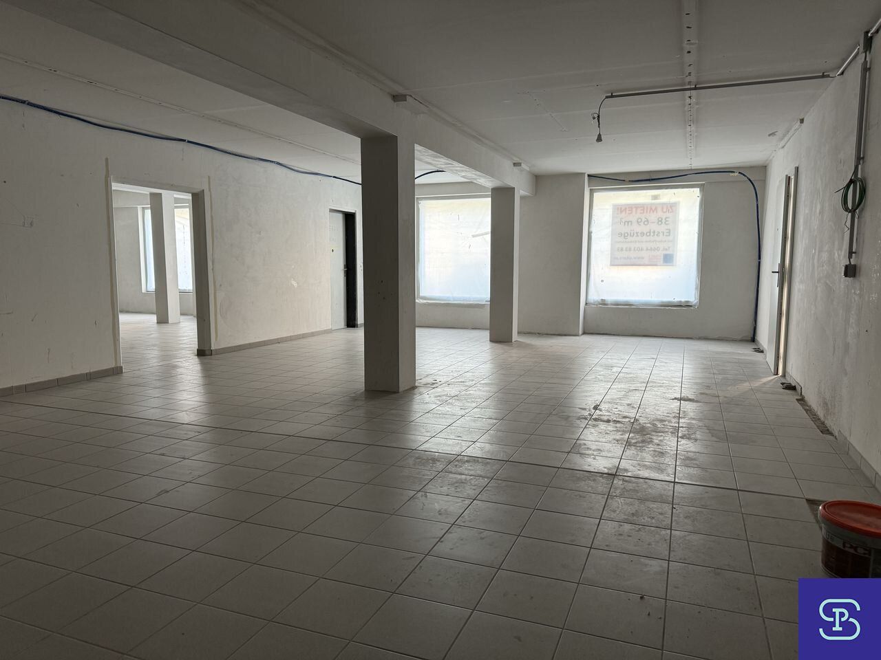 Linzer Straße: Belagsfertiges 134m² Geschäftslokal + 10m² Lager im Neubau-Erstbezug - 1140 Wien - Ansicht 2