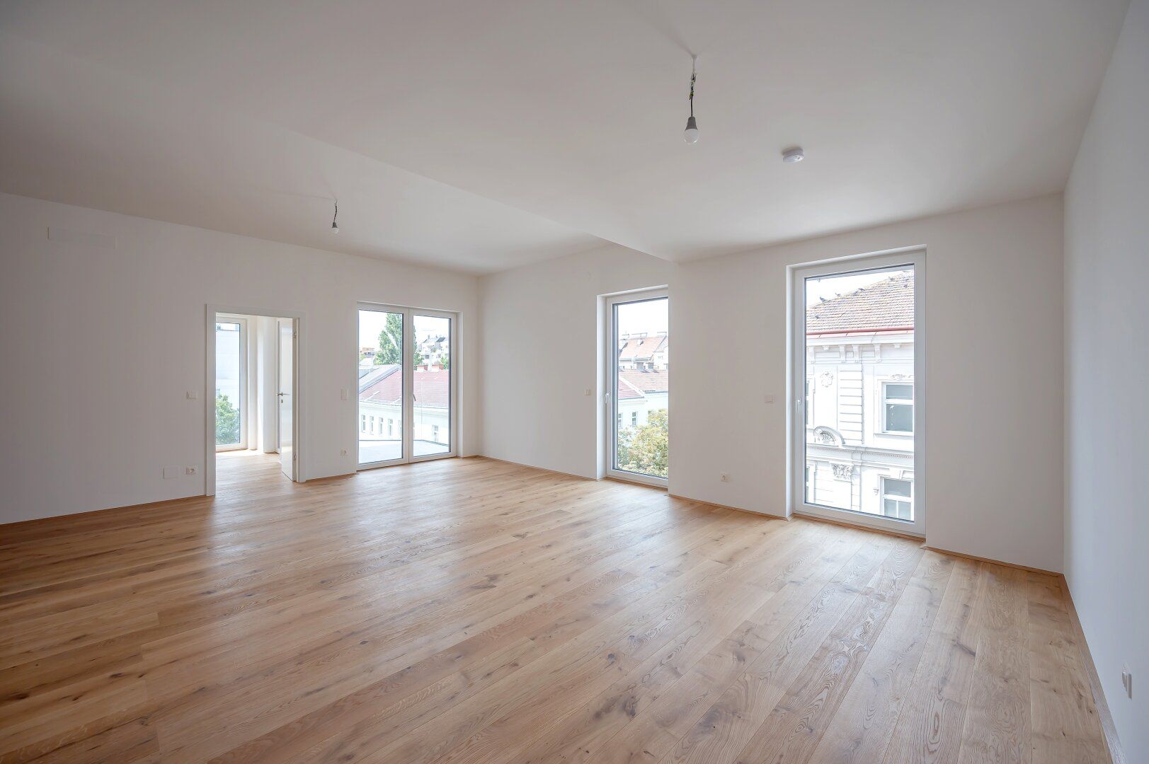 ++FonteFlats++ Elegant 3-room New-Build in a Period Building - First Occupancy with Balcony