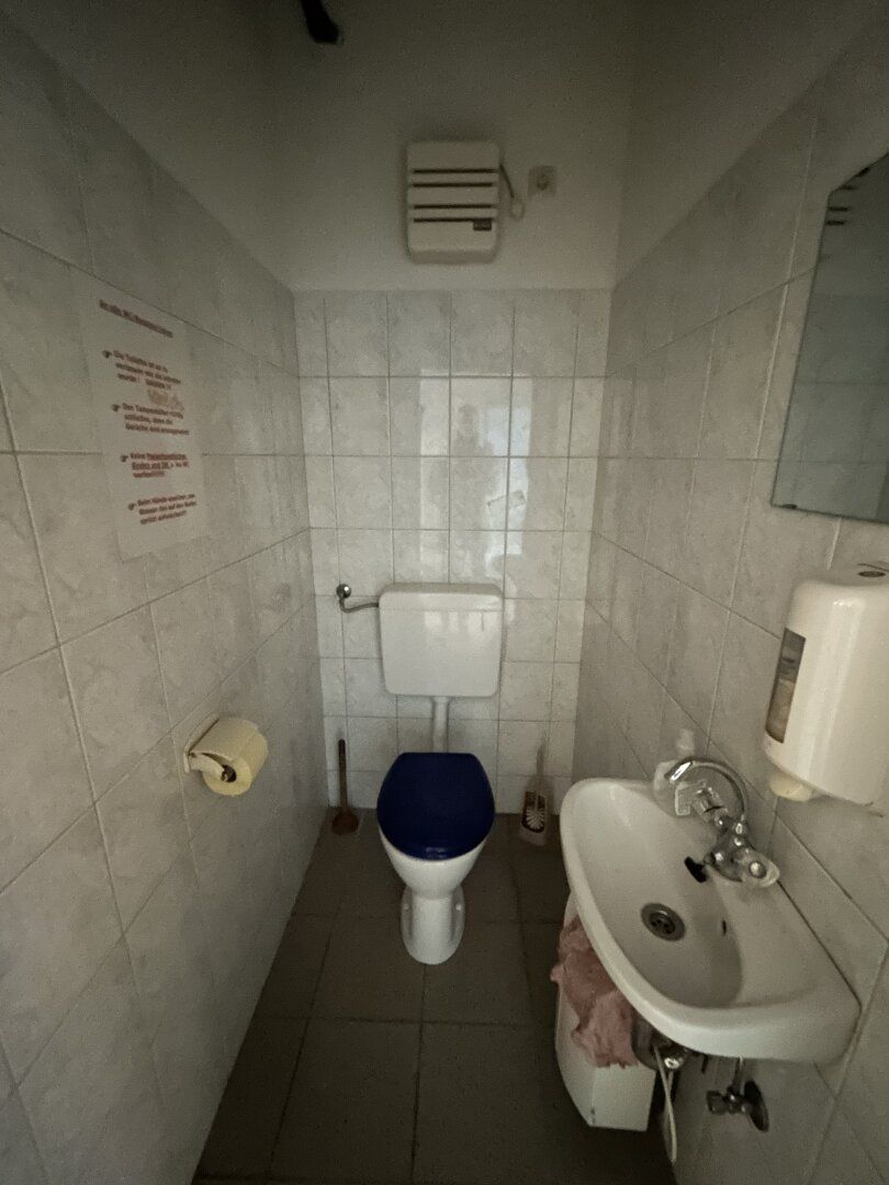 Attraktives Gewerbe Objekt für Geschäftsfläche , Büro oder Praxisfläche in Vöcklabruck zu MIETEN ca. 85m² für nur 765,00 € mtl.! - Mehr