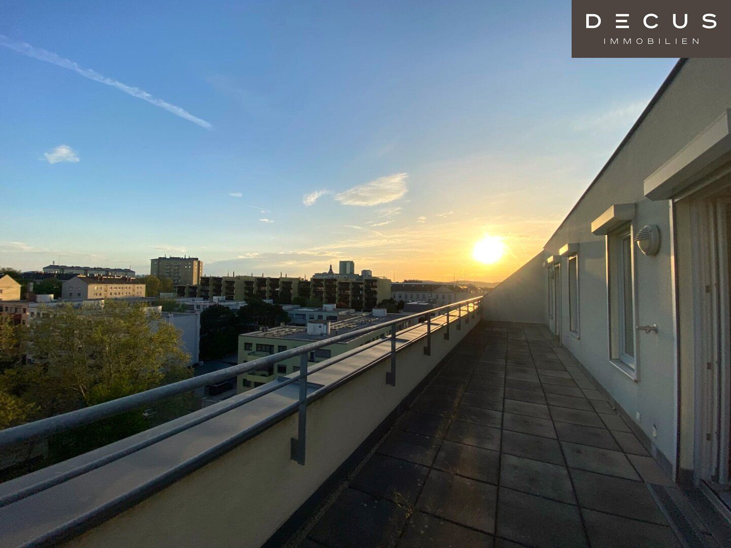 3 ZIMMER | DACHGESCHOSS | 2 TERRASSEN | AB SOFORT VERFÜGBAR