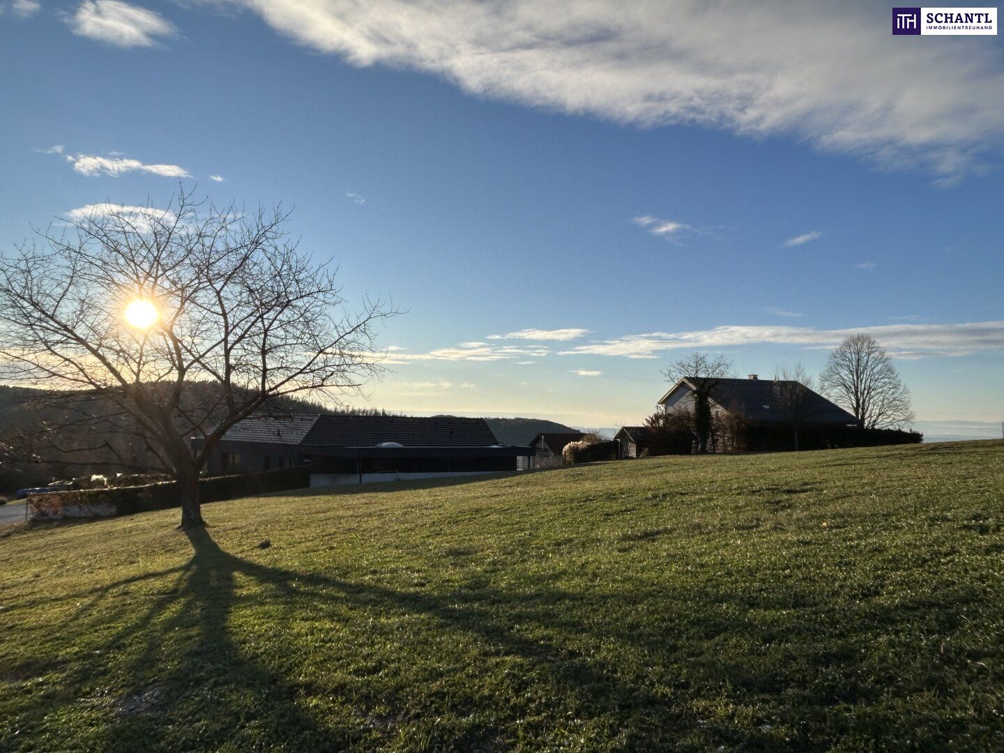 BEREITS 2 VON 4 VERKAUFT! Sonnige Aussichten garantiert - ein Grundstück für Ihr Traumhaus! Idyllisch & unvergleichlich! Vereinbaren Sie gleich Ihren Besichtigungstermin! - Повеќе