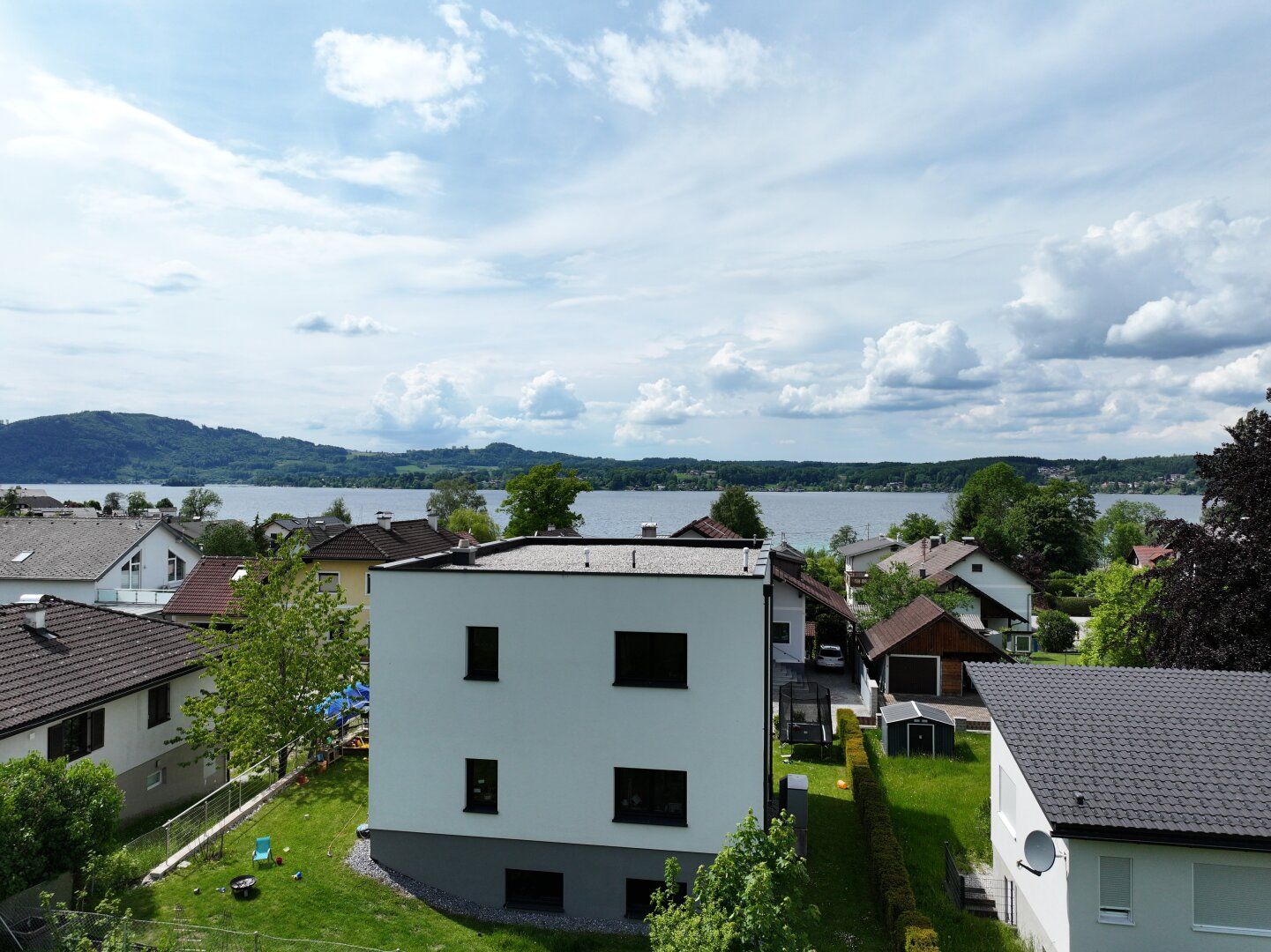 Penthouse mit schönen Atterseeblick in Ruhelage
